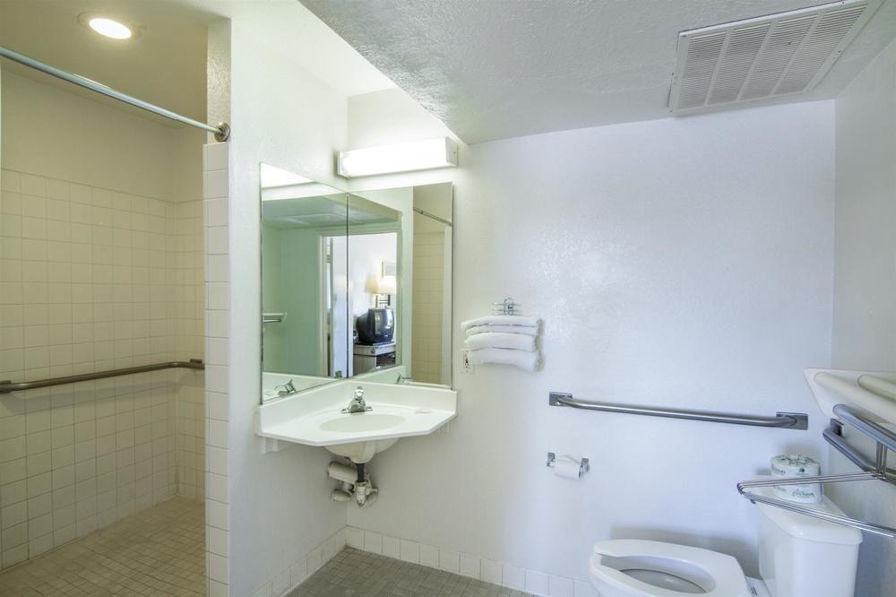 Motel 6 Mesa North מראה חיצוני תמונה