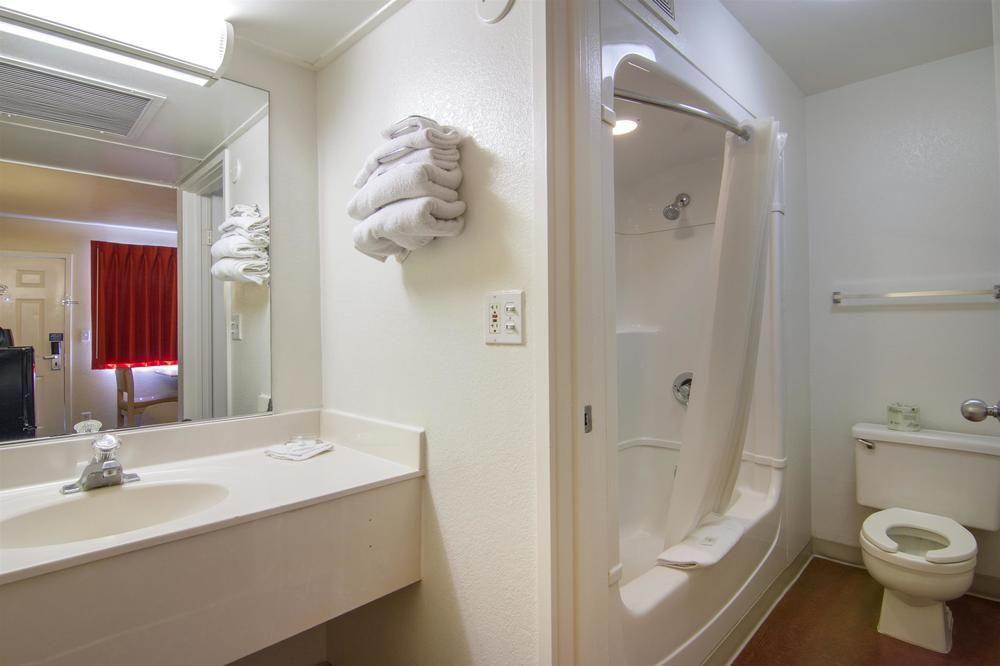 Motel 6 Mesa North מראה חיצוני תמונה