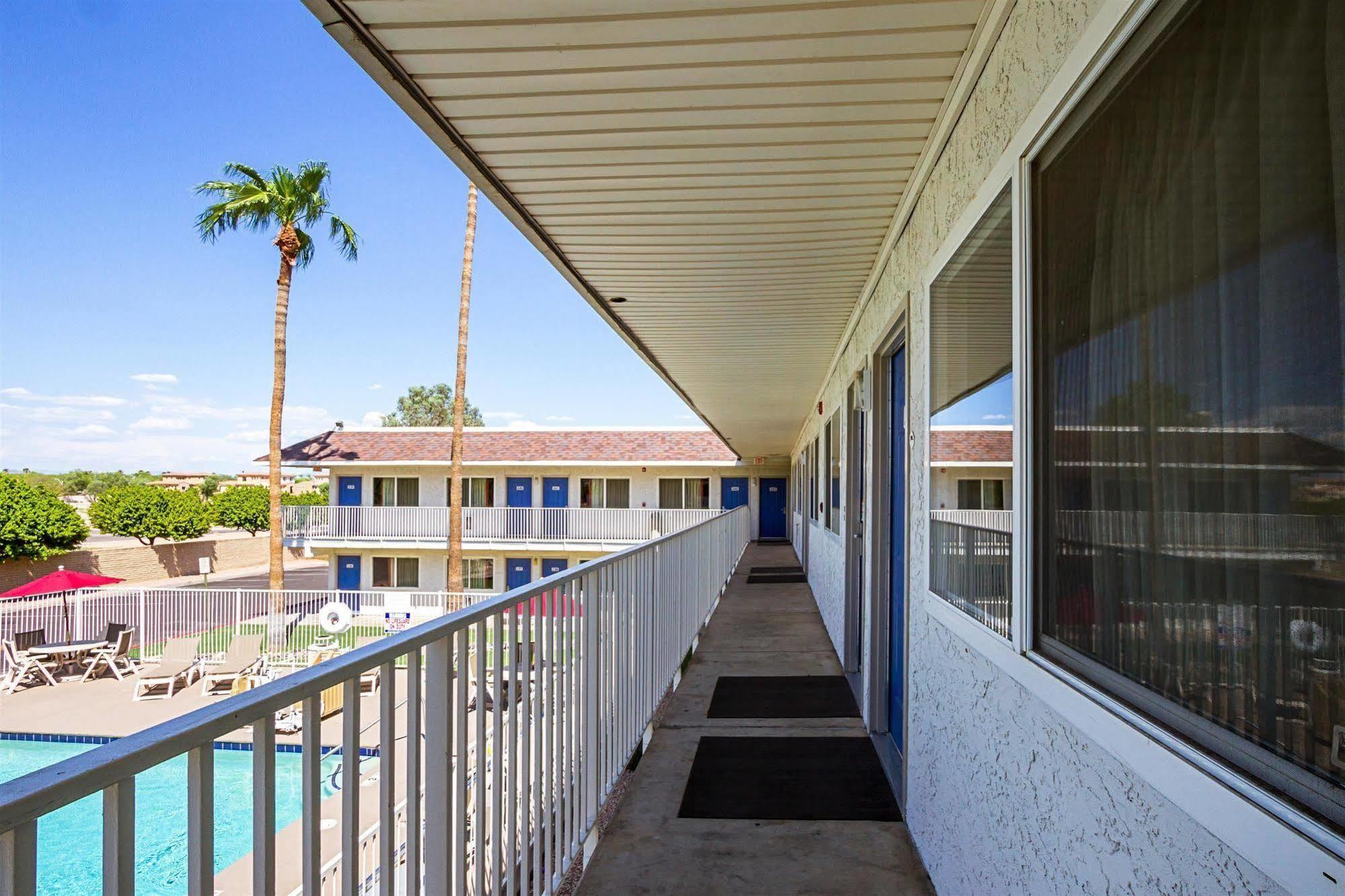 Motel 6 Mesa North מראה חיצוני תמונה