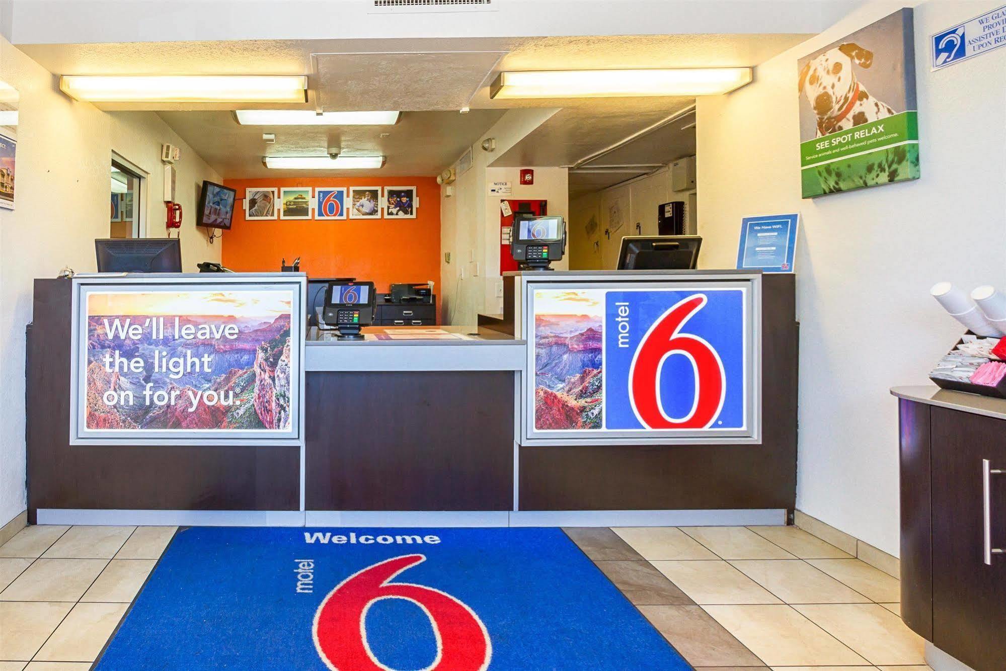 Motel 6 Mesa North מראה חיצוני תמונה