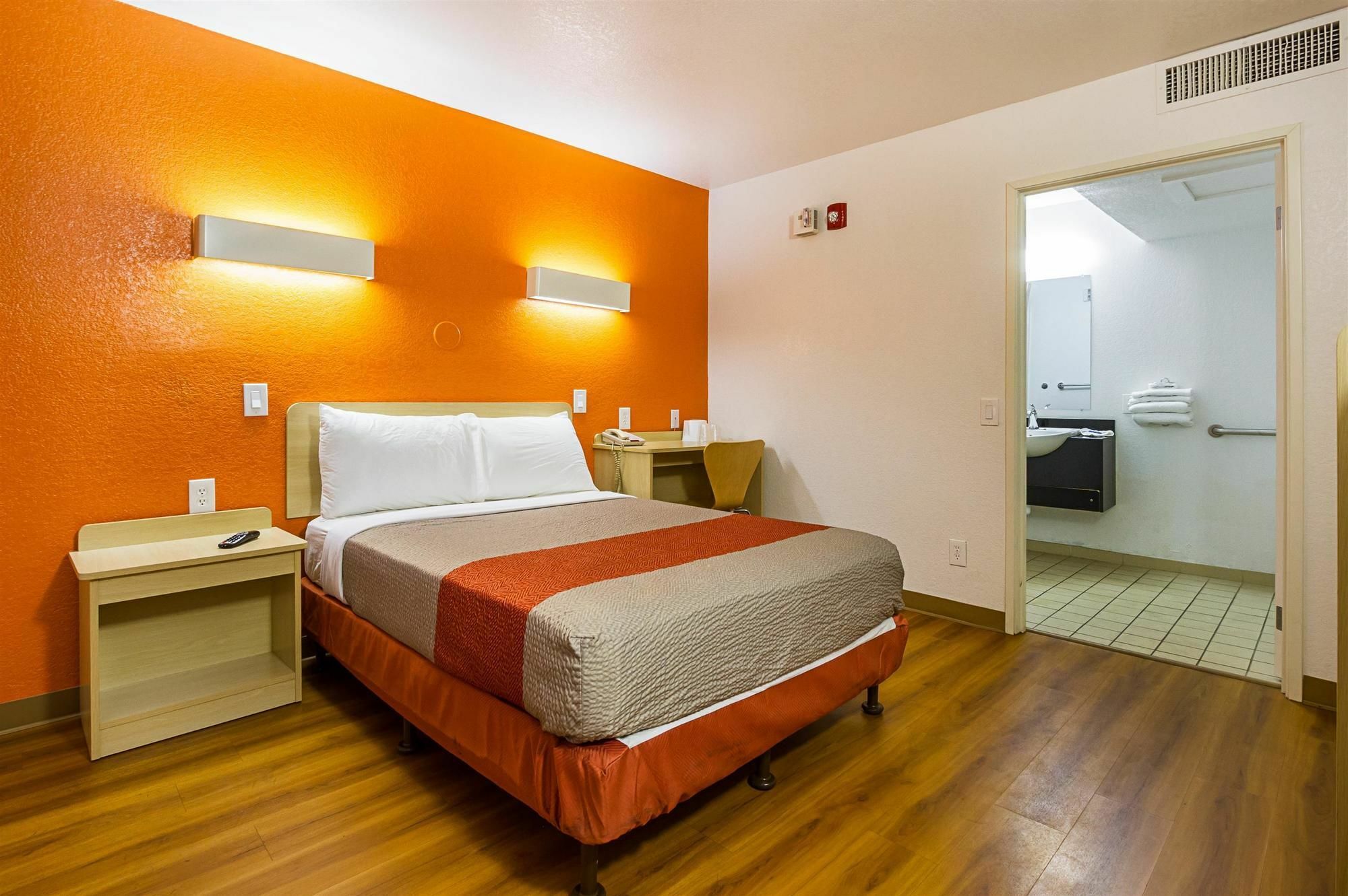 Motel 6 Mesa North מראה חיצוני תמונה